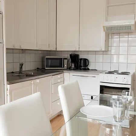 2ndhomes 1br Center