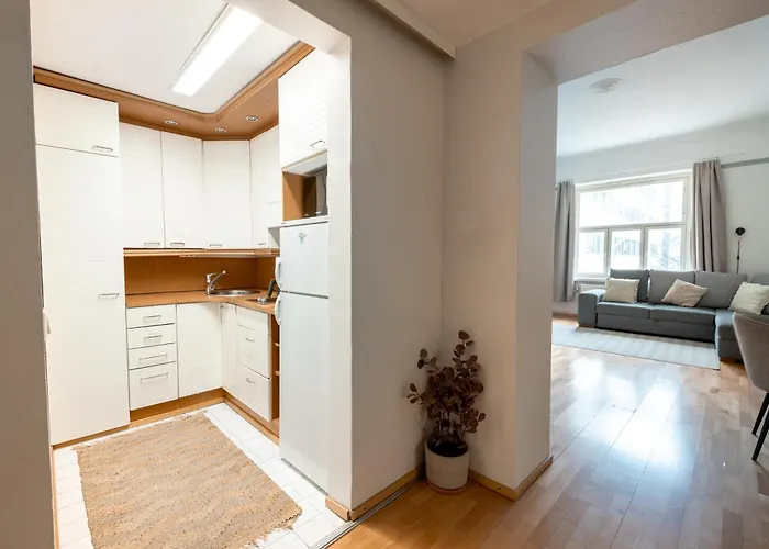 2ndhomes 1br Center Apartment *